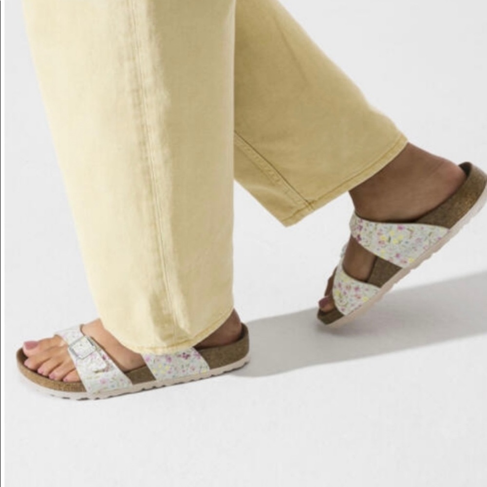 Birkenstock Sydney sandals